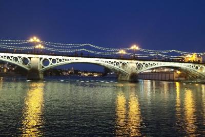 Crucero por el Rio Guadalquivir, Sevilla Crucero por el Rio Guadalquivir, Sevilla
