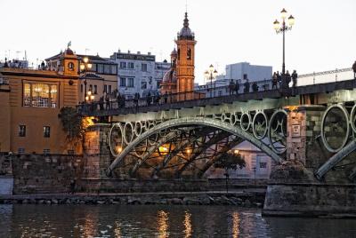 Visita guiada de tapas a Triana en Sevilla Visita guiada de tapas a Triana en Sevilla