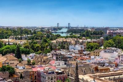 Traslado privado de salida: Ciudad de Sevilla al Aeropuerto de Sevilla SVQ en Luxury Van Traslado privado de salida: Ciudad de Sevilla al Aeropuerto de Sevilla SVQ en Luxury Van