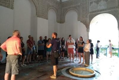 Acceso temprano al Alcázar de Sevilla con visita a la Catedral opcional Acceso temprano al Alcázar de Sevilla con visita a la Catedral opcional