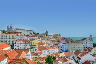 Traslado privado de Sevilla a Lisboa con parada opcional Evora Traslado privado de Sevilla a Lisboa con parada opcional Evora