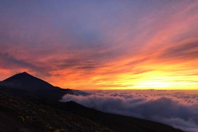 Parque Nacional del Teide, recorrido turístico al atardecer Parque Nacional del Teide, recorrido turístico al atardecer