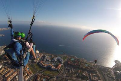Vuelo en Parapente Tandem en Costa Adeje Vuelo en Parapente Tandem en Costa Adeje