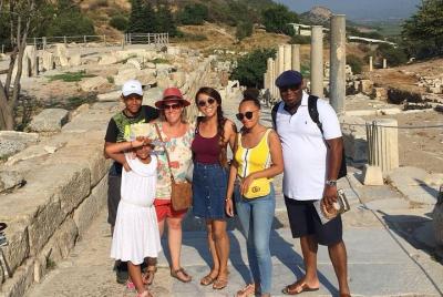 Grupo pequeño: tour guiado de día completo a Éfeso desde Kusadasi
