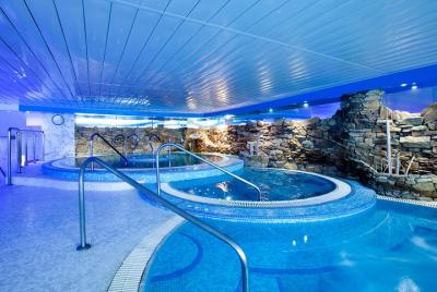 Circuito Spa con Comida o Cena  Circuito Spa con Comida o Cena