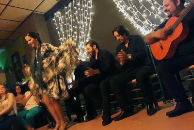 Curso de Paella, Show Flamenco y Cena de Tapas en Valencia