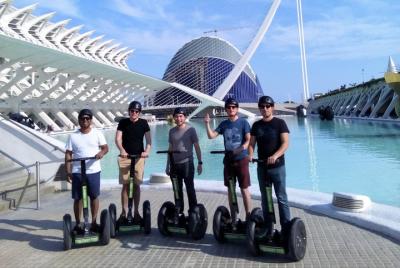 Recorrido en Segway por la Ciudad de las Artes y las Ciencias de Valencia Recorrido en Segway por la Ciudad de las Artes y las Ciencias de Valencia