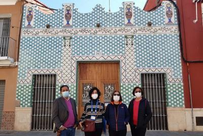 Recorrido Cultural a Pie por el Barrio del Cabañal  Recorrido Cultural a Pie por el Barrio del Cabañal