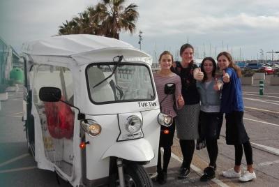 Tuk Tuk en Valencia: recorrido completo (Centro - Artes - Marina - Playa) Tuk Tuk en Valencia: recorrido completo (Centro - Artes - Marina - Playa)