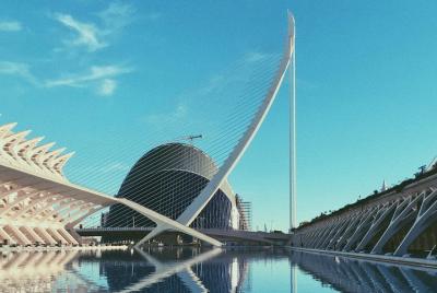 Traslado privado al aeropuerto: de Valencia al aeropuerto de Valencia (VLC) Traslado privado al aeropuerto: de Valencia al aeropuerto de Valencia (VLC)