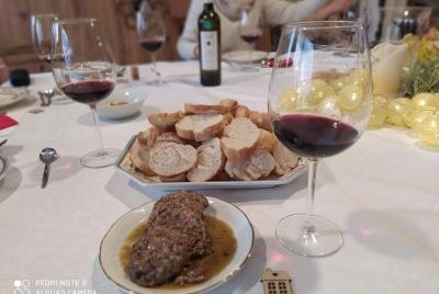5 catas de vino con comida de autor y visita al castillo templari 5 catas de vino con comida de autor y visita al castillo templari