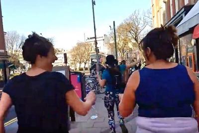 Correr y bailar (Rancing). ¡Que empiece la fiesta! Correr y bailar (Rancing). ¡Que empiece la fiesta!