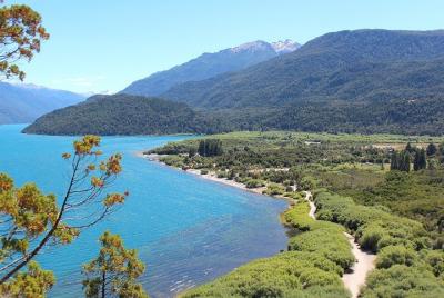 El Bolson y Lago Puelo desde Bariloche El Bolson y Lago Puelo desde Bariloche