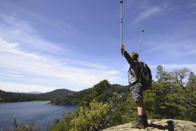 Aventura de 4 días en Bariloche - Trekking Cerro Llao Llao y kayak Lago Mascardi Aventura de 4 días en Bariloche - Trekking Cerro Llao Llao y kayak Lago Mascardi