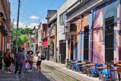 Tour a pie de medio día descubriendo Palermo Soho y graffiti en Buenos Aires