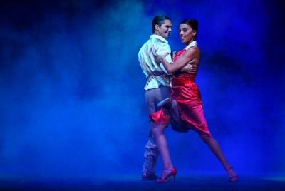 Espectáculo de tango de Madero que incluye cena ejecutiva en Buenos Aires