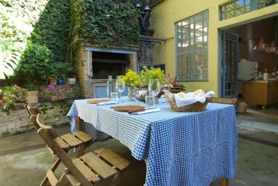 Experiencia con asado y arte callejero en Palermo Viejo