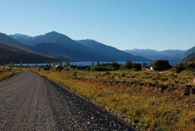 Descubriendo Neuquén, entre pehuenes milenarios, lagos y comunidades mapuches