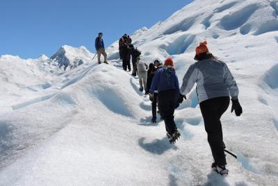 Excursión de día completo a Perito Moreno por el hielo desde El Calafate