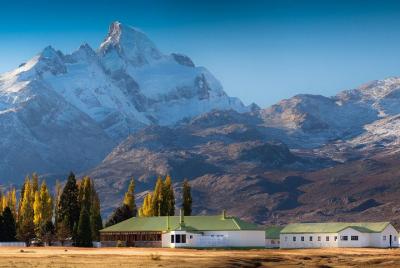 Estancia Nibepo Aike con almuerzo o cena