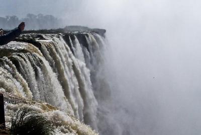 Excursión de 3 horas a las Cataratas del Iguazú a la luz de la luna desde Puerto Iguazú