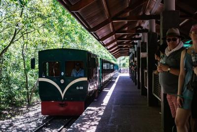 Iguazú completo: lado argentino + Gran Aventura + lado brasileño + helicóptero