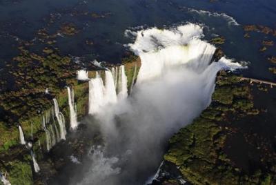 Excursión de 3 noches a las Cataratas del Iguazú en avión desde Buenos Aires
