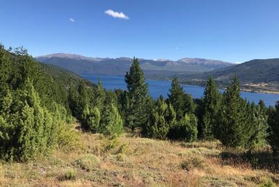 Cabalgata con almuerzo en el lago Lolog, Neuquén, Argentina - Día completo Cabalgata con almuerzo en el lago Lolog, Neuquén, Argentina - Día completo