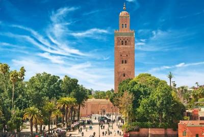 DESDE AGADIR - Excursión de 2 días con alojamiento en Marrakech a través de Essaouira