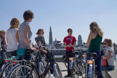 Tour de 3 horas en bicicleta por Amberes Tour de 3 horas en bicicleta por Amberes