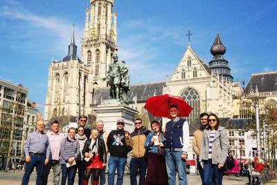 Tour privado: lo más destacado e historia de Amberes Tour privado: lo más destacado e historia de Amberes