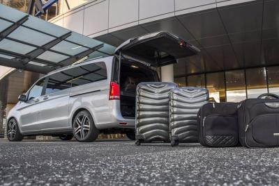 Bruselas <-> traslado desde o hacia Brussels Airport (BRU) en Van