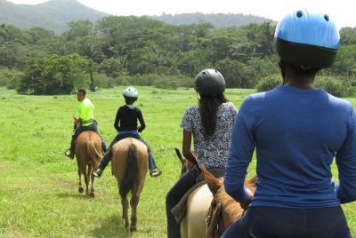 Aventura de vaqueros de Belice Aventura de vaqueros de Belice