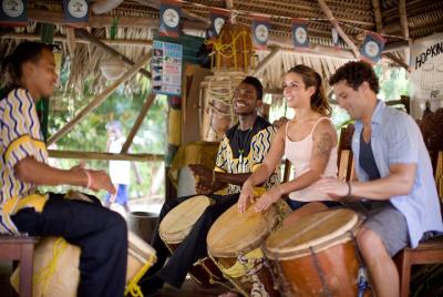 Tour privado cultural garífuna en Placencia
