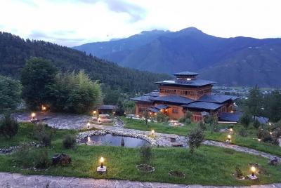 Vacaciones de lujo de 4 estrellas en Bhutan Explorer