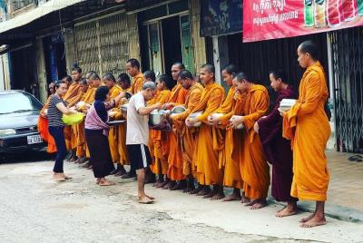 Explore los medios de vida locales por la mañana medio día con Tuk-Tuk