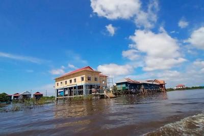 Lo más destacado de la aldea flotante de Military Jeep