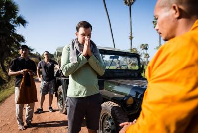 Excursión de participación en el campo (en jeep del ejército) - T