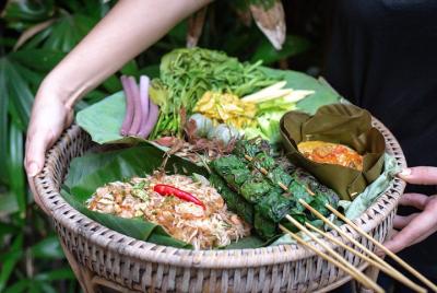 Old Siem Reap Food Tour: Sunset Tour en Tuk-tuk