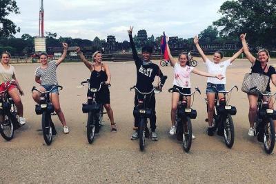 Excursión única al atardecer en bicicleta Angkor Wat Solex