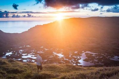 The Birdman Cult tour ancestral, el misterio de la aldea de Orongo.