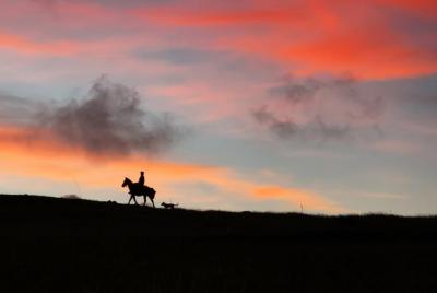 Cabalga para ver el atardecer desde el punto más alto de la Isla