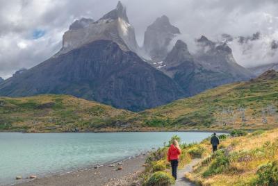 Half Day Mirador Cuernos del Paine ( Minimo 2 pax )