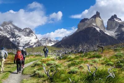 7 días Caminata autoguiada para descubrir el Parque Nacional Torres del Paine