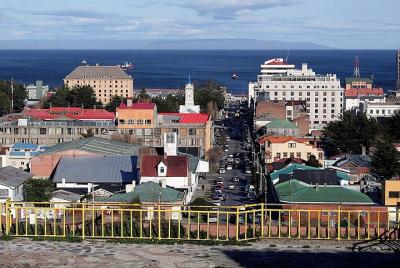 Punta Arenas Private Touring - Half Day (Minivan)