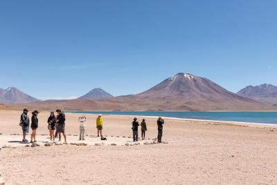 Tour a las lagunas altiplánicas y Piedras Rojas - Tour de día completo - Opción privada Tour a las lagunas altiplánicas y Piedras Rojas - Tour de día completo - Opción privada