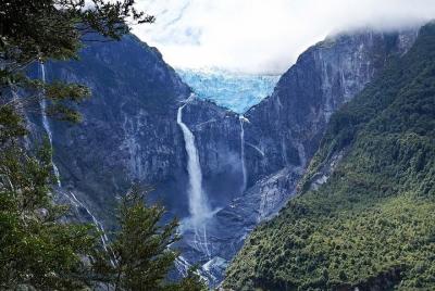 Parque Nacional Queulat Full Day from Coyahique Parque Nacional Queulat Full Day from Coyahique