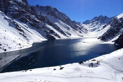 Tour de día completo Laguna del Inca Portillo desde Santiago Grupos pequeños Tour de día completo Laguna del Inca Portillo desde Santiago Grupos pequeños