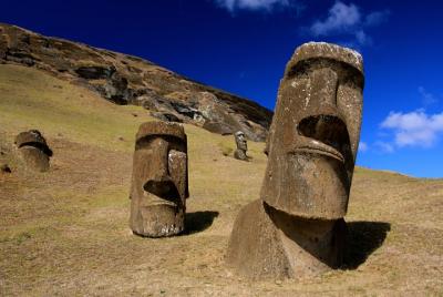 Tour de 7 días por Santiago e Isla de Pascua Tour de 7 días por Santiago e Isla de Pascua