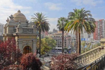 Crucero antes o después de San Antonio con visita a la ciudad de Santiago y viñedo opcional Crucero antes o después de San Antonio con visita a la ciudad de Santiago y viñedo opcional